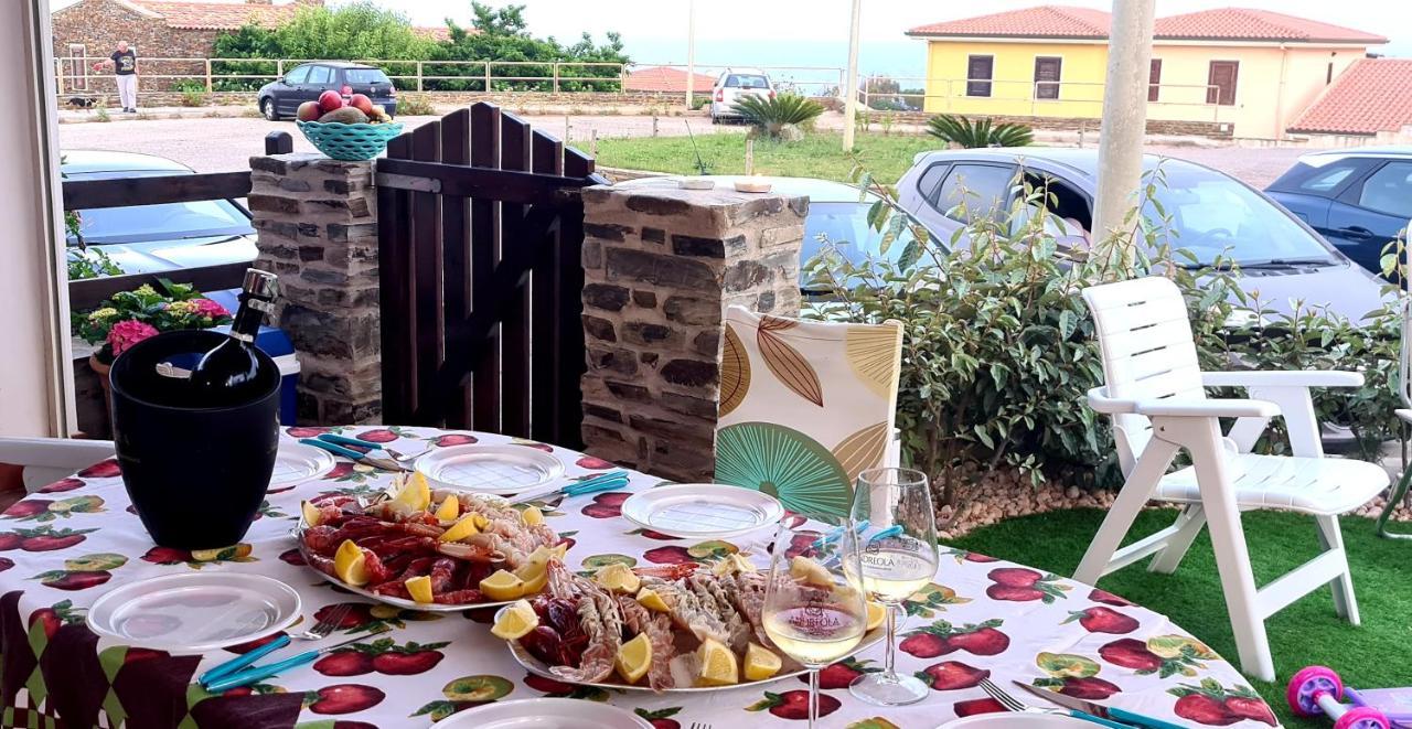 Villetta Giulia Fronte Mare Stintino Eksteriør bilde