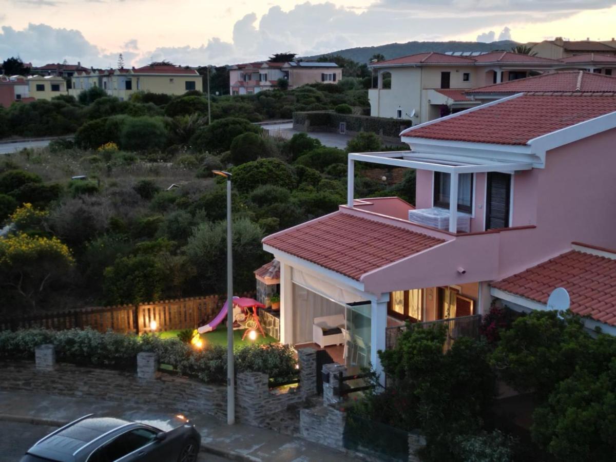 Villetta Giulia Fronte Mare Stintino Eksteriør bilde